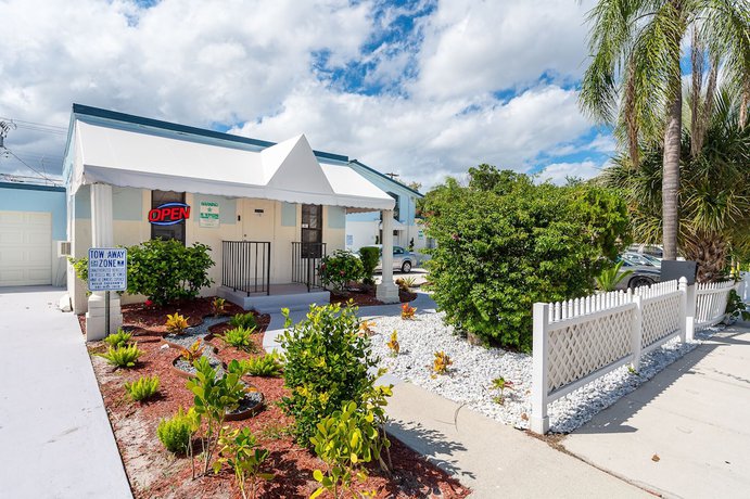 Imagen general del Hotel Seven Palms and Apartments. Foto 2