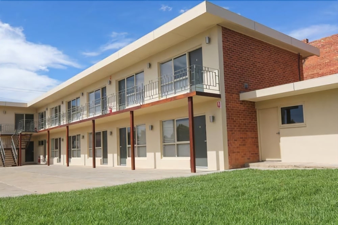Imagen de los interiores del Hotel Seven Pines Motor Inn. Foto 18