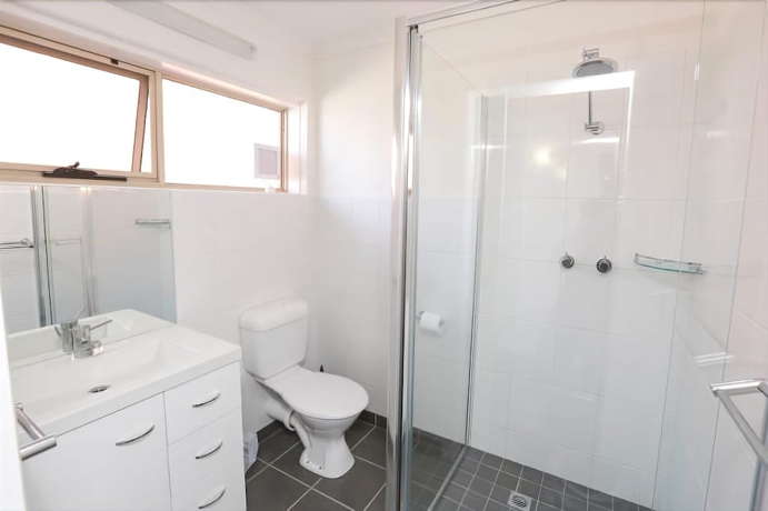 Imagen de la habitación del Hotel Seven Pines Motor Inn. Foto 17