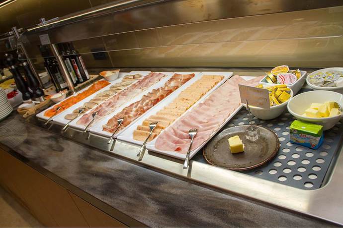 Imagen del bar/restaurante del Hotel Seven, Prossowitsch. Foto 5