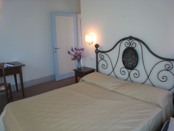 Imagen de la habitación del Hotel Seven Resort. Foto 8