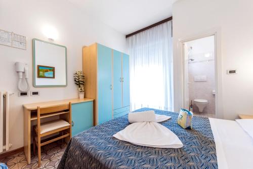 Imagen de la habitación del Hotel Seven, Rimini. Foto 9