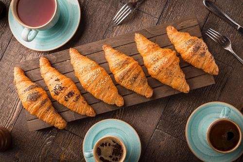 Imagen general del Hotel Seven Roses. Foto 5