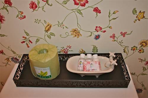 Imagen de la habitación del Hotel Seven Sea Street Inn. Foto 7