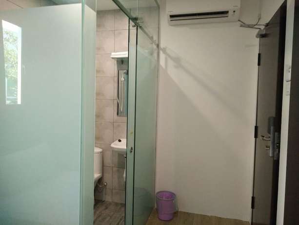 Imagen de la habitación del Hotel Seven, Simpang Ampat. Foto 2