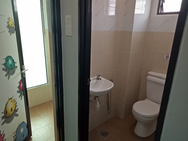 Imagen de la habitación del Hotel Seven, Simpang Ampat. Foto 7
