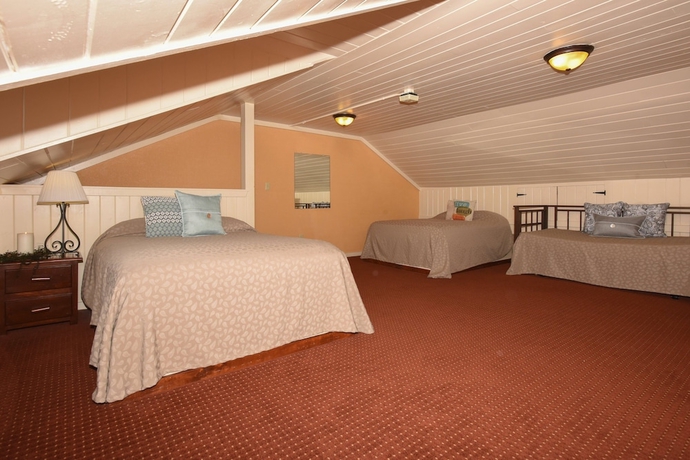 Imagen de la habitación del Hotel Seven Springs Resort Properties. Foto 13