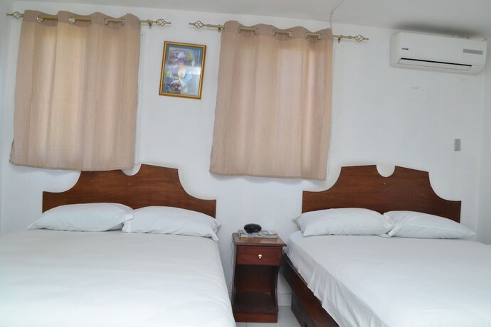Imagen de la habitación del Hotel Seven Stars, Puerto Pr&iacute;ncipe. Foto 3