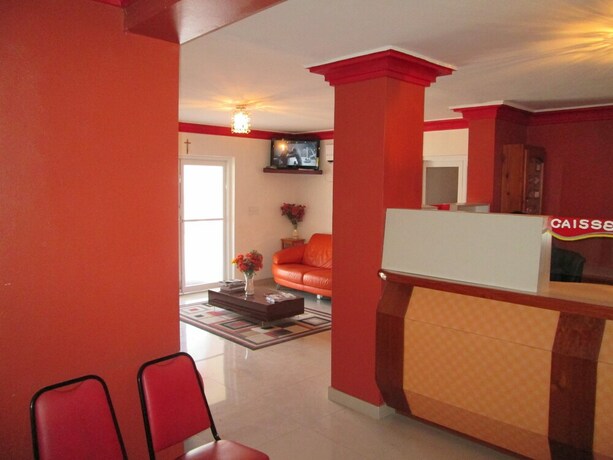 Imagen de los interiores del Hotel Seven Stars, Puerto Pr&iacute;ncipe. Foto 20
