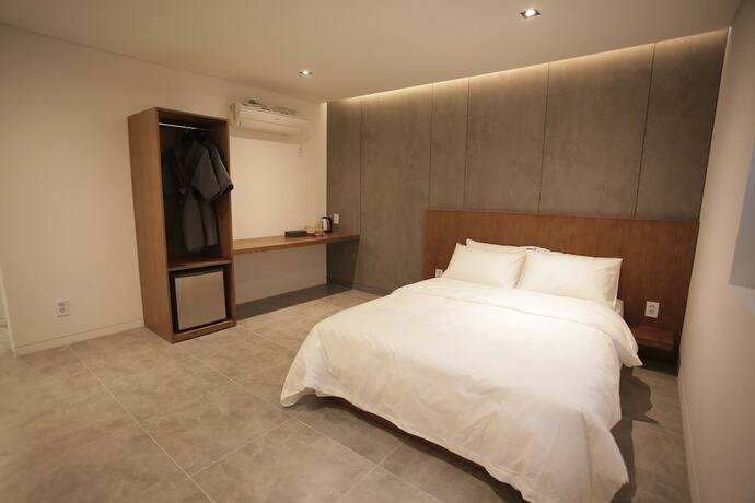 Imagen general del Hotel Seven Step. Foto 9