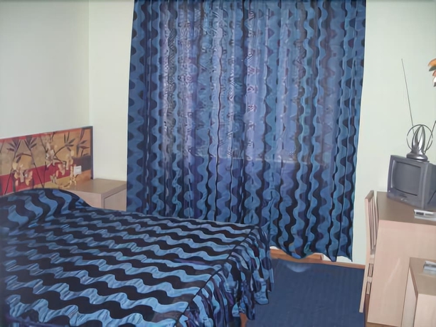 Imagen de la habitación del Hotel Seven, Tirana. Foto 9
