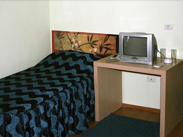 Imagen de la habitación del Hotel Seven, Tirana. Foto 13