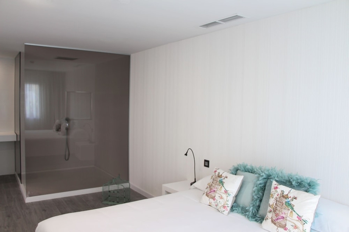 Imagen de la habitación del Hotel Seven and Wellness - Caters To Gay Men. Foto 3