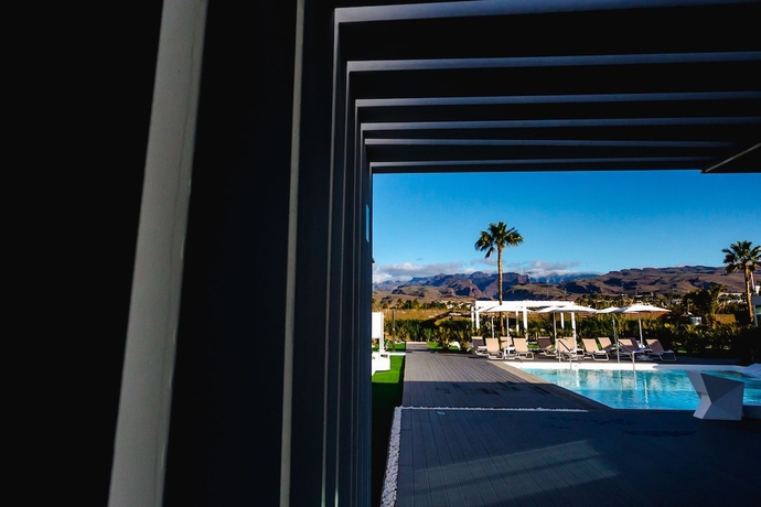 Imagen de los interiores del Hotel Seven and Wellness - Caters To Gay Men. Foto 17