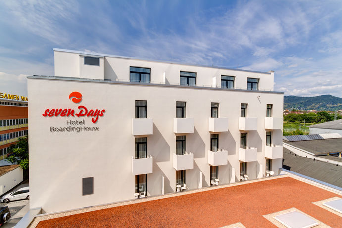 Imagen de la habitación del Hotel Sevendays Boardinghouse. Foto 8