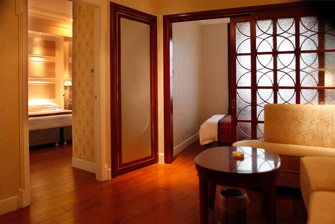 Imagen de los interiores del Hotel Seventh Heaven. Foto 13