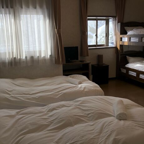 Imagen de la habitación del Hotel Seventh Heaven Hakuba. Foto 16
