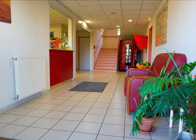 Imagen de los interiores del Hotel Sev'hotel. Foto 14