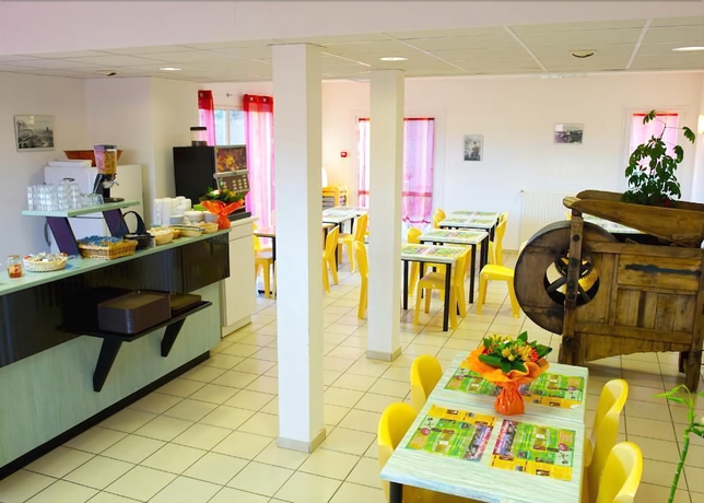 Imagen del bar/restaurante del Hotel Sev'hotel. Foto 6