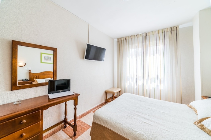 Imagen de la habitación del Hotel Sevilla, Almería. Foto 7