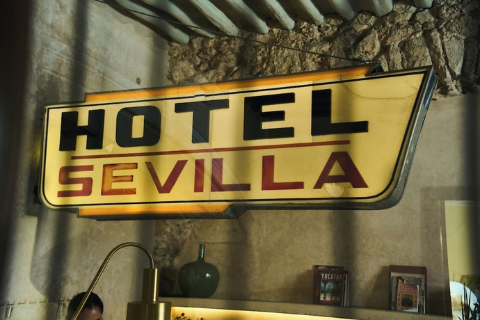 Imagen de los interiores del Hotel Sevilla, M&eacute;rida. Foto 12