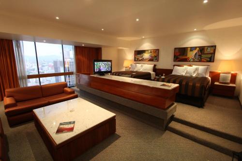 Imagen de la habitación del Hotel Sevilla Palace, Ciudad de México. Foto 15