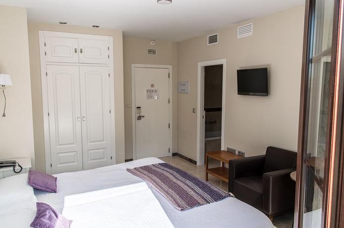 Imagen de la habitación del Hotel Sevilla, Ronda. Foto 6