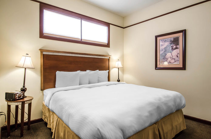 Imagen de los interiores del Hotel Seville. Foto 16