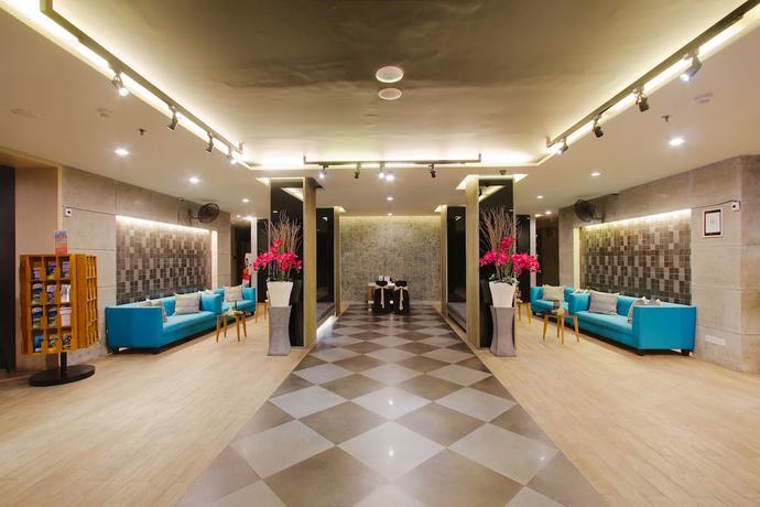 Imagen de los interiores del Hotel Sevn Legian. Foto 14