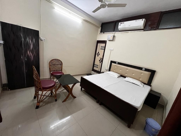 Imagen de la habitación del Hotel Sewadham Training Centre. Foto 4