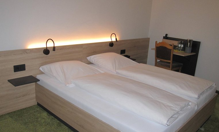 Imagen de la habitación del Hotel Sewenig. Foto 16