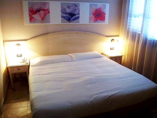 Imagen de la habitación del Hotel Sextum. Foto 13