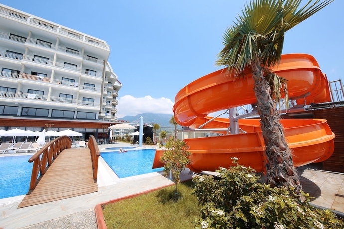 Imagen de la piscina del Hotel Sey Beach Hotel & Spa. Foto 19