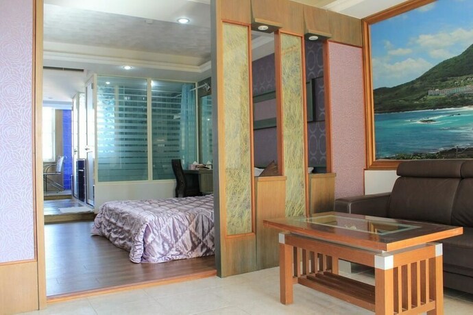 Imagen de la habitación del Hotel Seya Inn. Foto 23