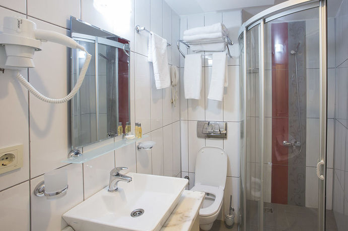 Imagen de la habitación del Hotel Seyhan Sarus Otel Adana. Foto 4