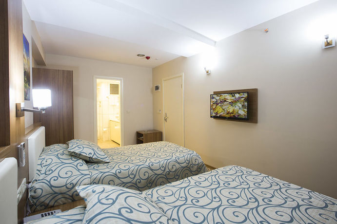 Imagen del bar/restaurante del Hotel Seyhan Sarus Otel Adana. Foto 3