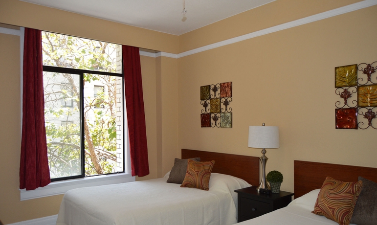 Imagen de la habitación del Hotel Sf Plaza. Foto 7