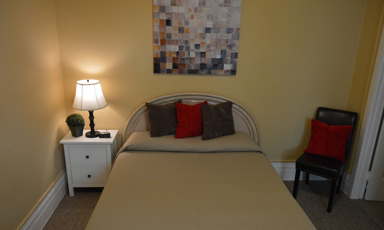 Imagen de la habitación del Hotel Sf Plaza. Foto 11