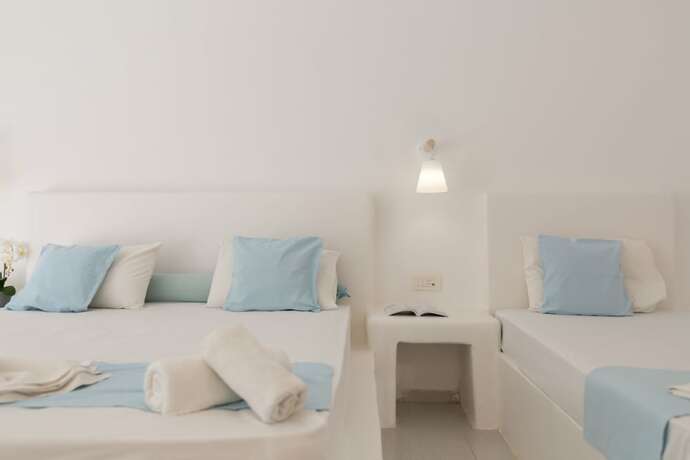 Imagen de la habitación del Hotel Sfiga villas. Foto 11