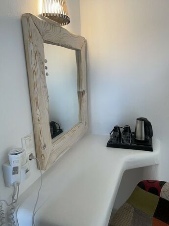 Imagen de la habitación del Hotel Sfiga villas. Foto 13