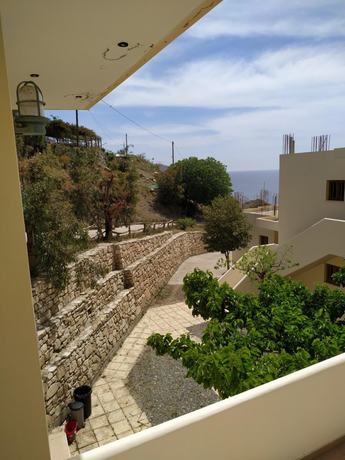 Imagen de la habitación del Hotel Sfinias. Foto 4