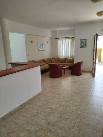 Imagen de la habitación del Hotel Sfinias. Foto 7