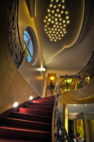 Imagen de los interiores del Hotel Sfinksas. Foto 4