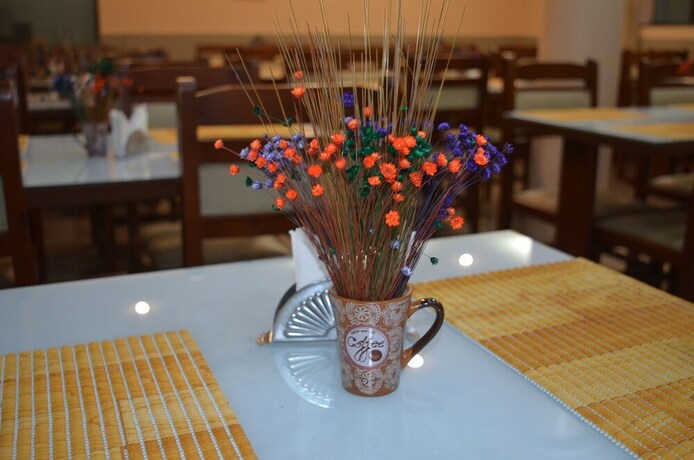 Imagen del bar/restaurante del Hotel Sg Palace. Foto 14