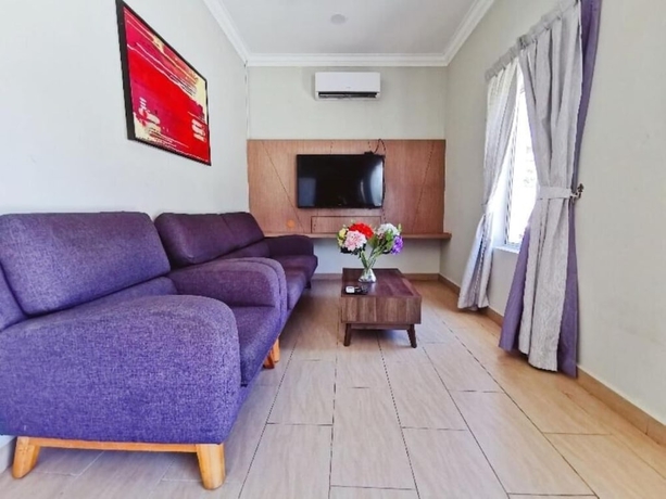 Imagen de los interiores del Hotel Sg Rengit City Resort 1. Foto 12