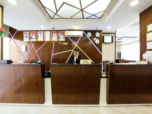 Imagen de los interiores del Hotel Sh. Foto 13