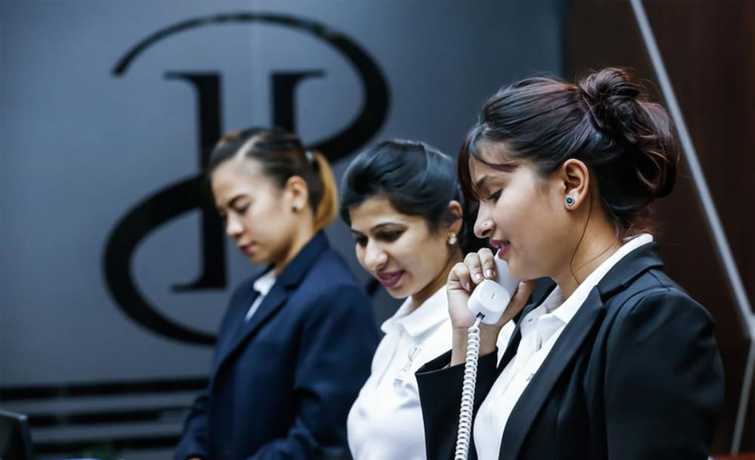 Imagen de los interiores del Hotel Sh. Foto 18