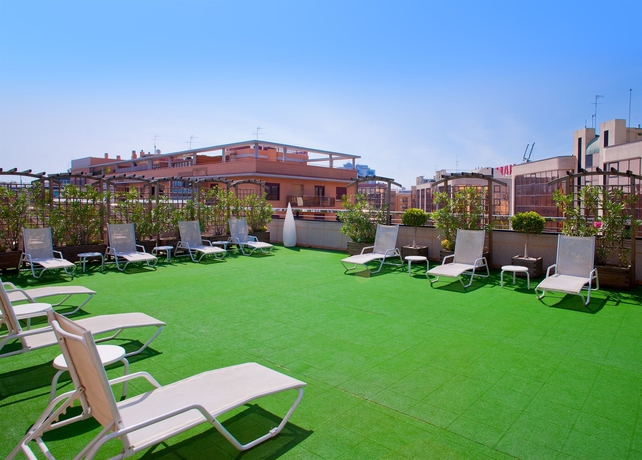 Imagen de los exteriores del Hotel Sh Valencia Palace. Foto 8