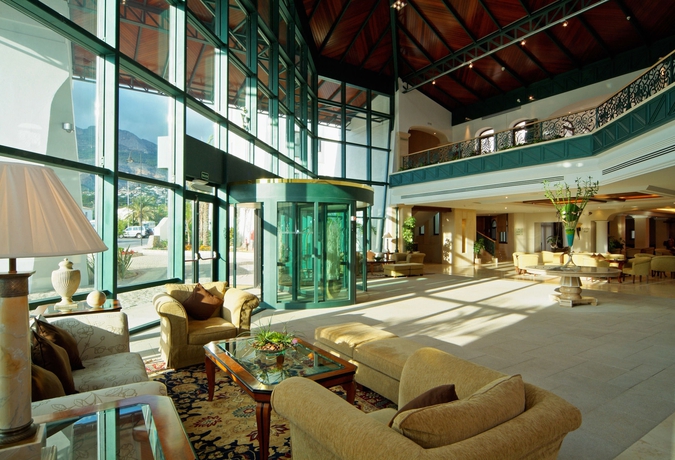 Imagen de los interiores del Hotel Sh Villa Gadea. Foto 15