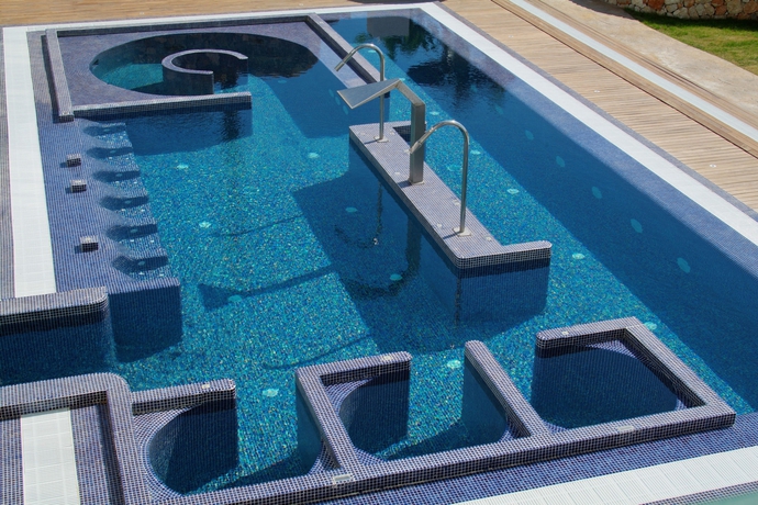 Imagen de la piscina del Hotel Sh Villa Gadea. Foto 18